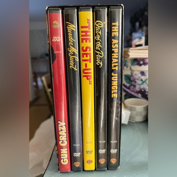 Film Noir Classic Collection, Volume One 5 Timeless Classics DVD Boxed Set - Picture 2 of 4